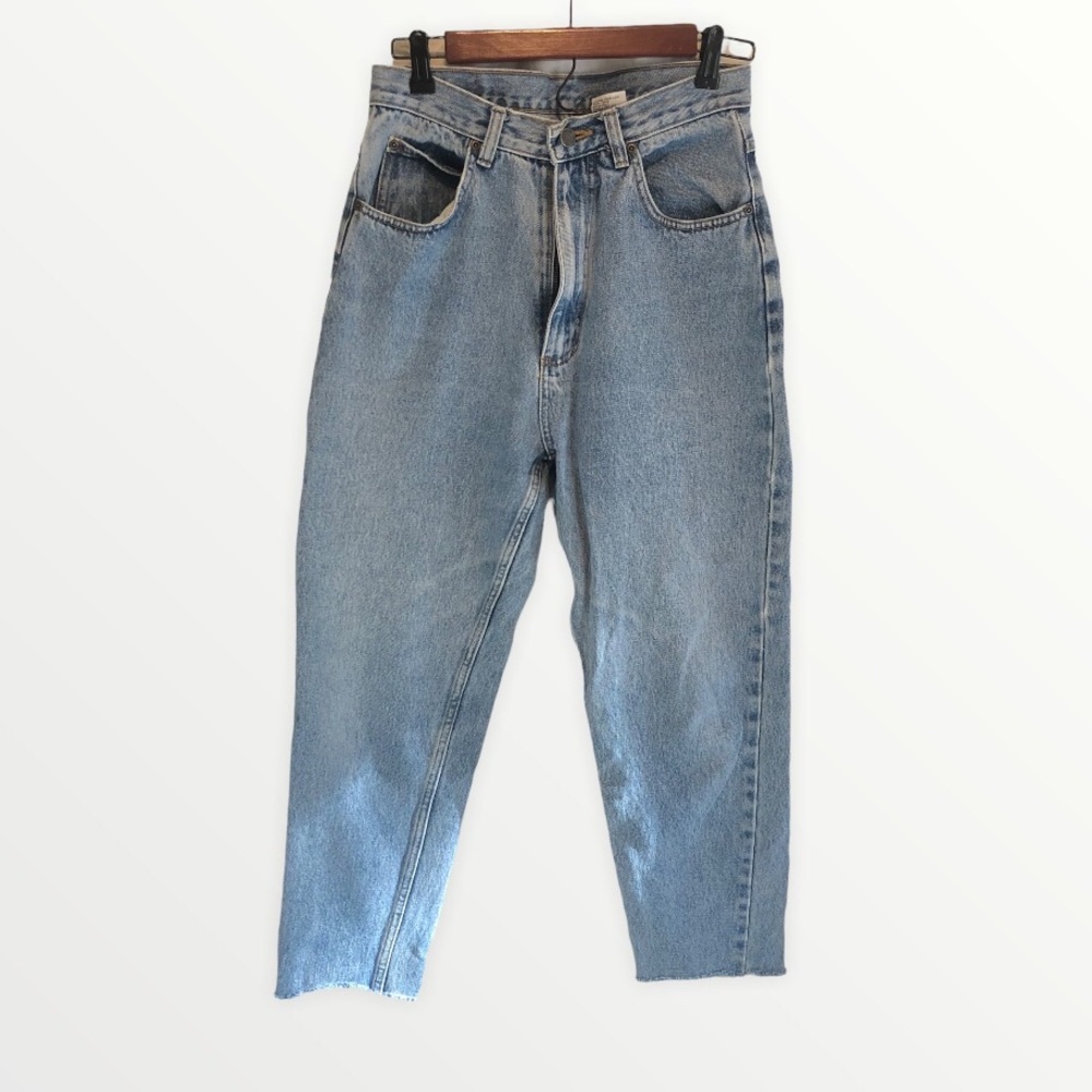 Vintage High waisted light wash mom jeans